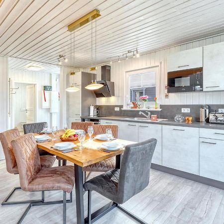 3 Bedroom Pet Friendly Home In Zerpenschleuse Екстериор снимка