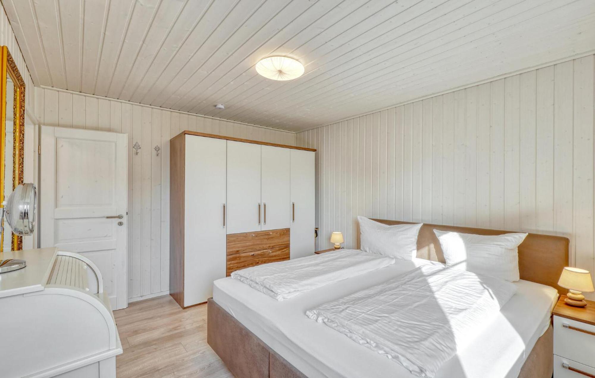 3 Bedroom Pet Friendly Home In Zerpenschleuse Екстериор снимка
