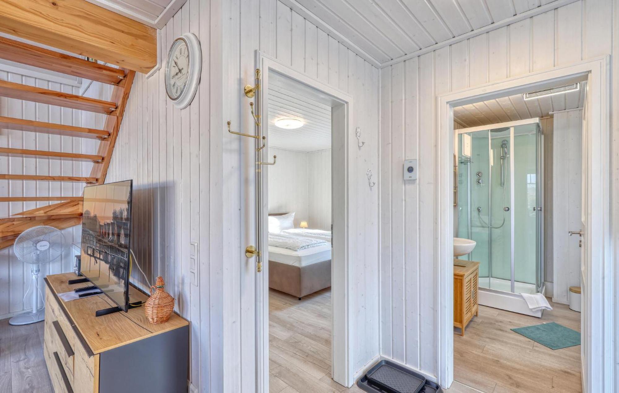 3 Bedroom Pet Friendly Home In Zerpenschleuse Екстериор снимка